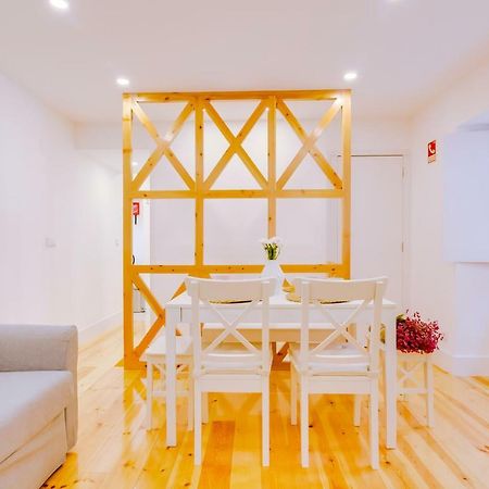 Casa Dos Doutores, A Cozy Apartment In Lissabon Buitenkant foto