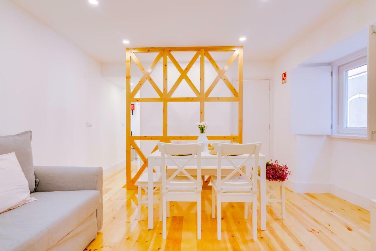 Casa Dos Doutores, A Cozy Apartment In Lissabon Buitenkant foto