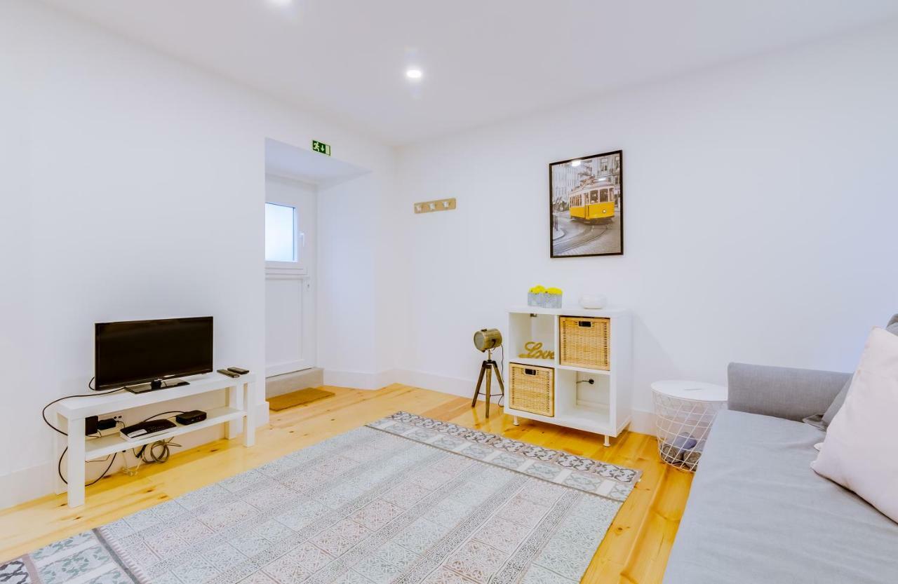 Casa Dos Doutores, A Cozy Apartment In Lissabon Buitenkant foto