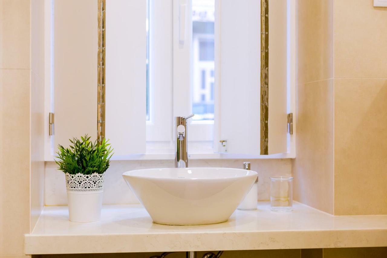 Casa Dos Doutores, A Cozy Apartment In Lissabon Buitenkant foto